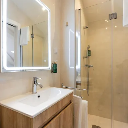 Boutique 3* Монтижу